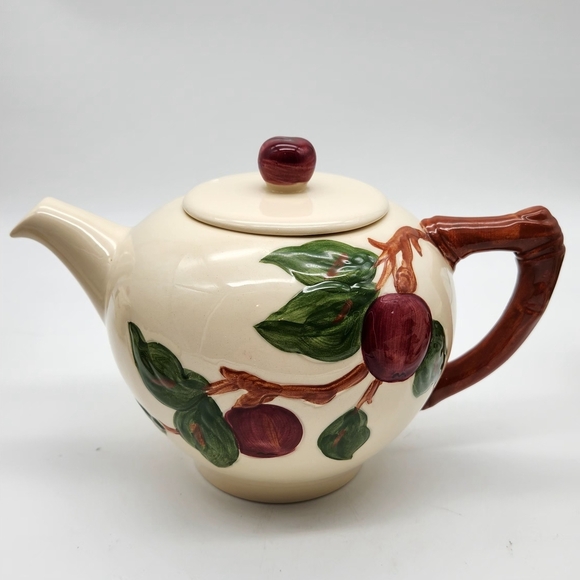 Vintage Franciscan Apple Pattern Tea Set. Oven Safe. - Picture 2 of 14